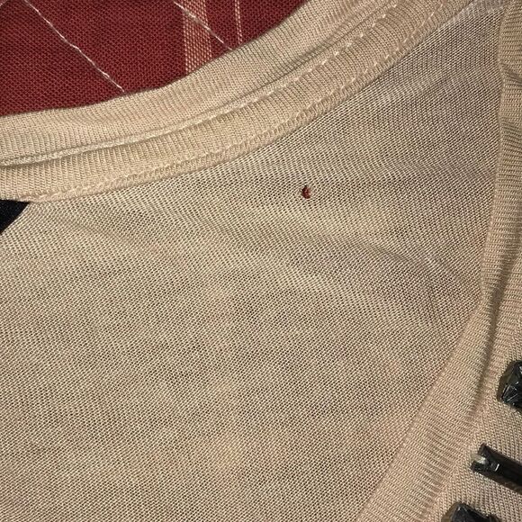 🌻H&M Soft blush pink T-shirt with beads - Picture 4 of 8